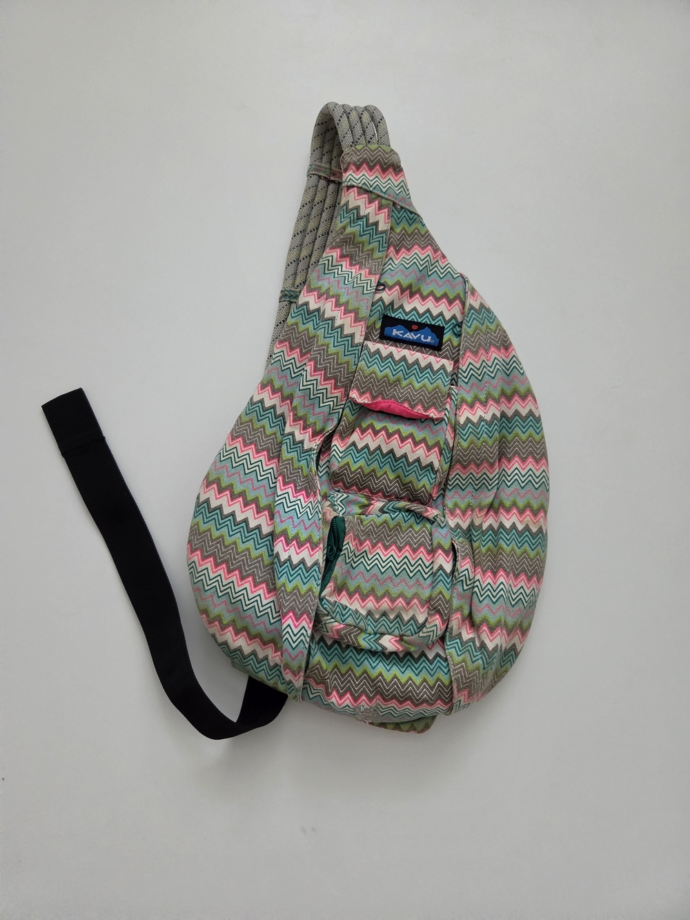 KAVU Rope Sling Bag Multi Chevron Zig Zag Print Canvas Backpack